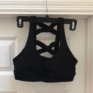 Forever 21 • Strappy Sports Bra